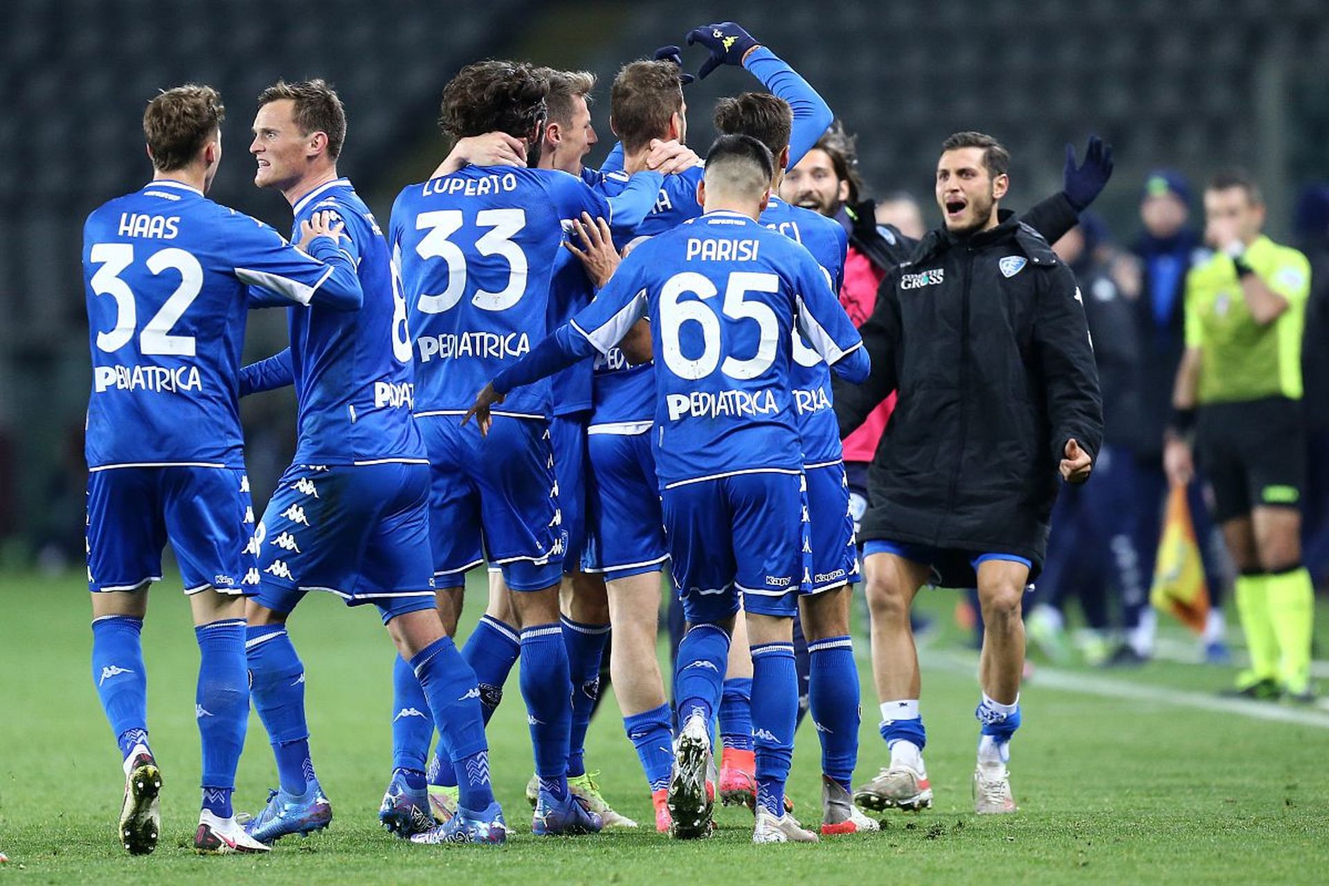 展示了其非 展示了其非